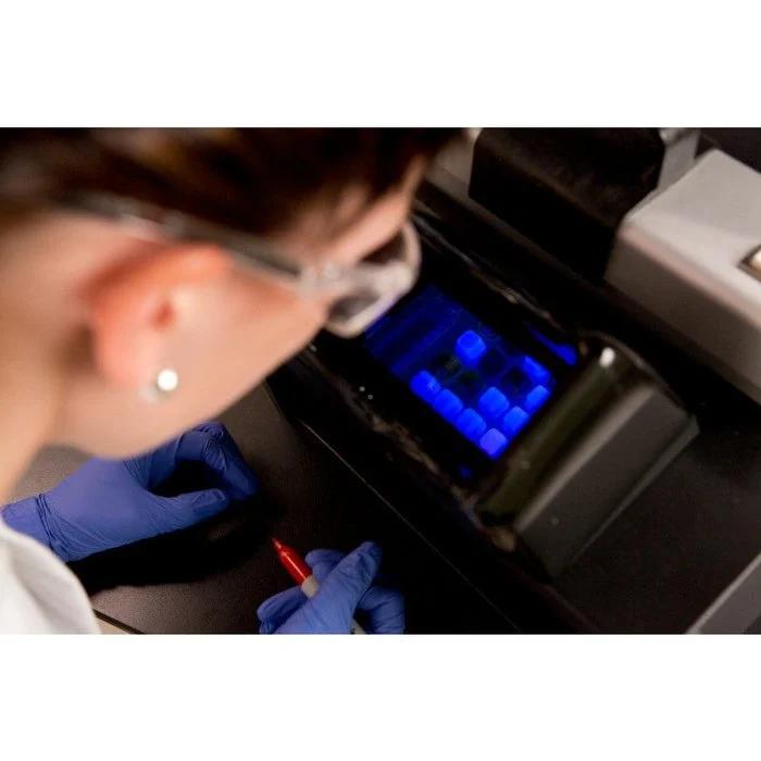 CM Series Fluorescence Analysis Cabinet  (CM-10A) with ENF-260C UV Lamp (Also available in foreign voltages) (CM-26A)